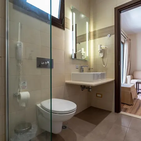 Ladiko Suites - Ladiko & Anthony Quinn Bay - Faliraki 3*