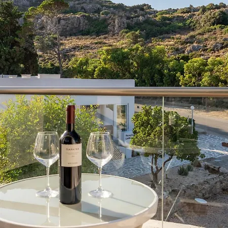Ladiko Suites - Ladiko & Anthony Quinn Bay - Faliraki 3*