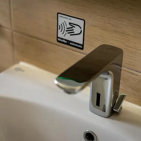 فندق Ladiko - فاليراكي