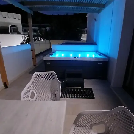 Hotel Ladiko - 3*
