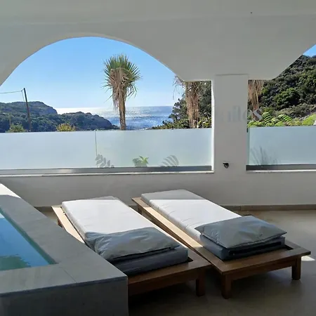 Ladiko - Ladiko & Anthony Quinn Bay - فندق 3*
