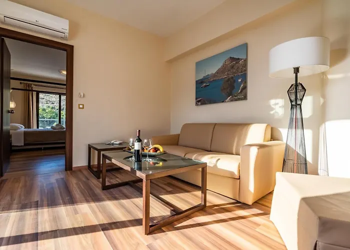 ホテル Ladiko - 3*