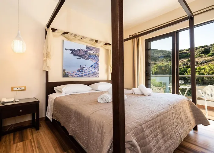 ホテル Ladiko - 3*