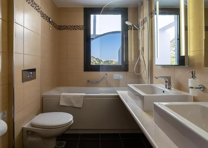 Ladiko - ホテル 3*