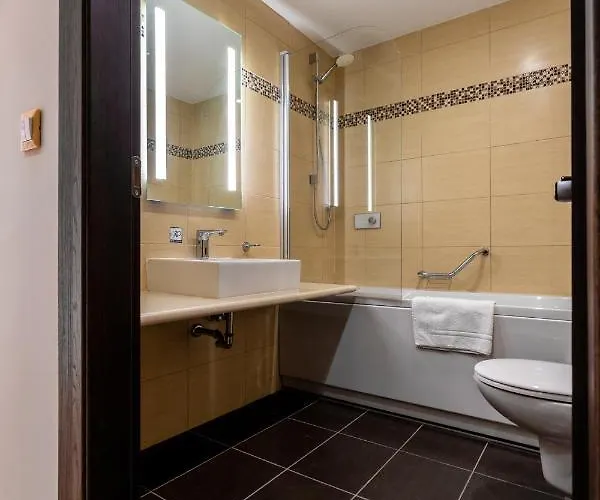 Ladiko - ホテル ファリラキ