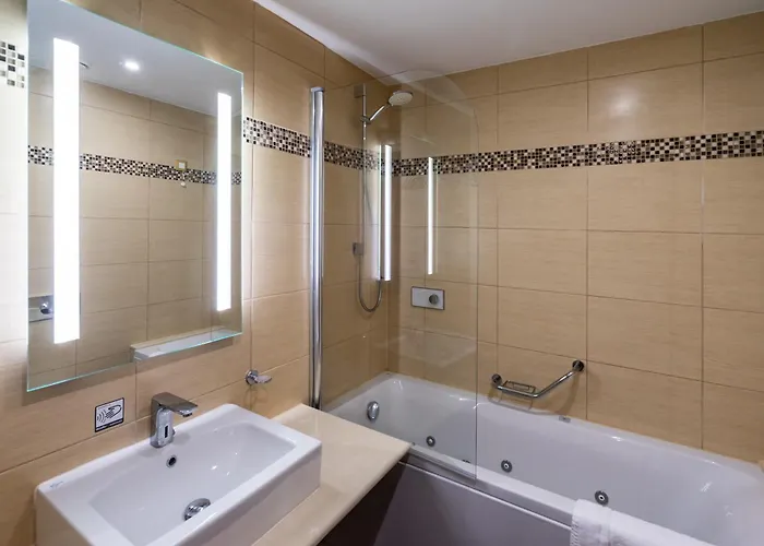 ホテル Ladiko - ファリラキ