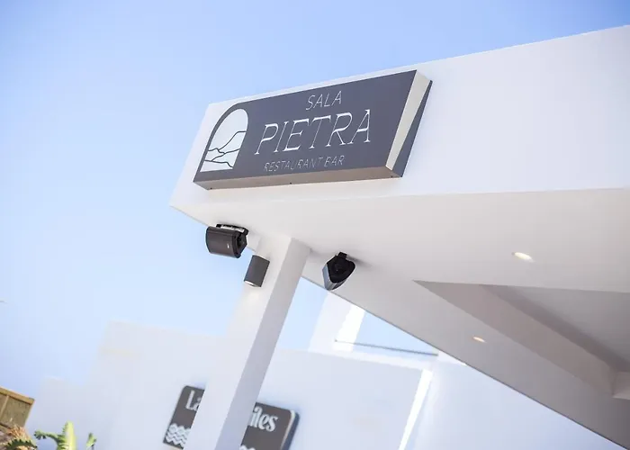 Ladiko - ホテル ファリラキ