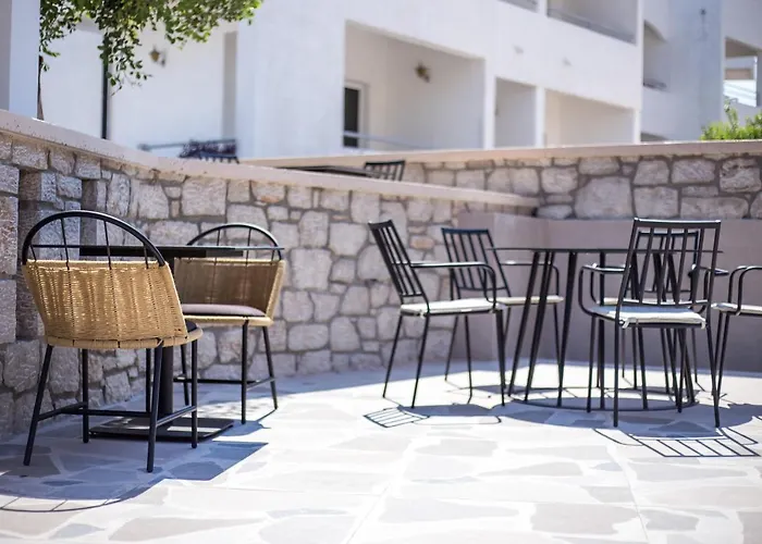 Ladiko - ファリラキ