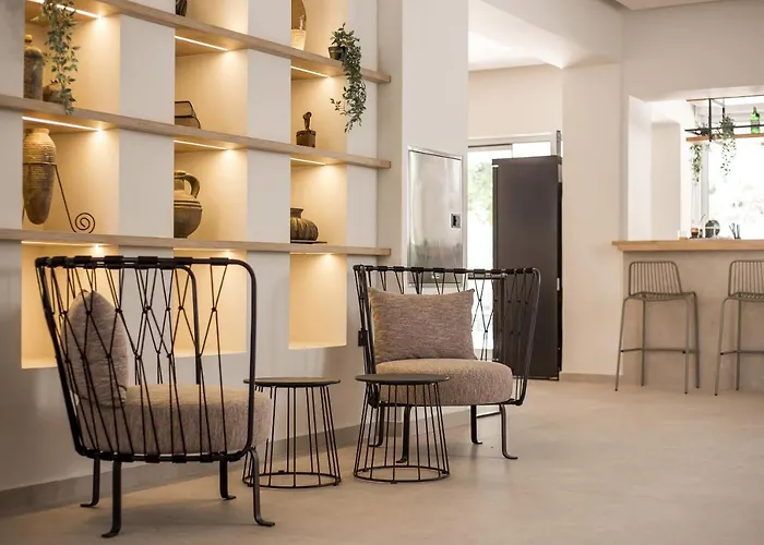 Ladiko - ホテル ファリラキ