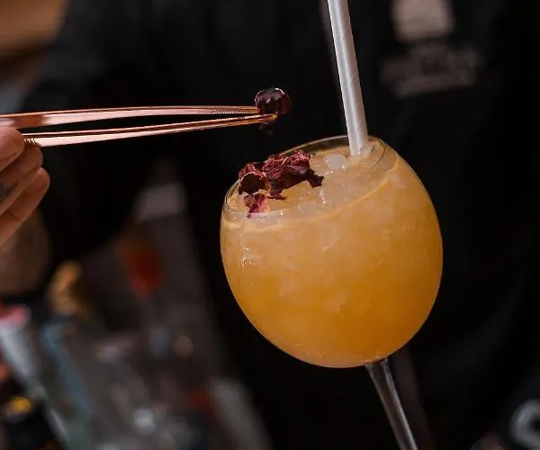 ホテル Ladiko - 3*