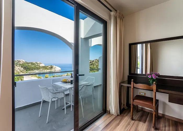 Hotel Ladiko - 3*